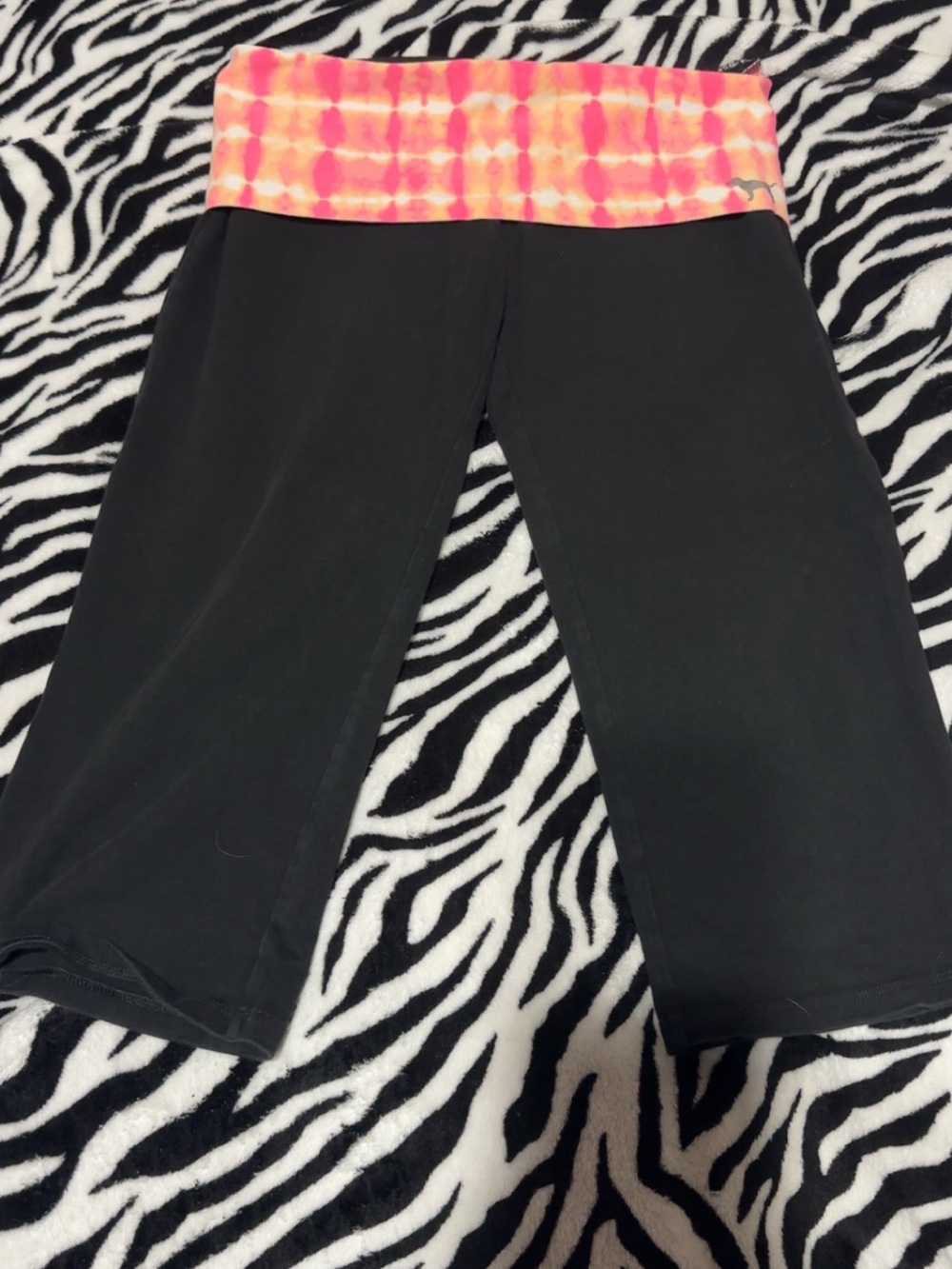 PINK victoria’s Secret Black Capri Leggings with Tie-Dye Waistband